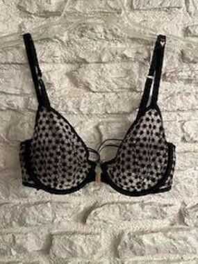 Victoria’s Secret Starburst Front Close Unlined Demi Bra 32DD Black Strappy NWOT